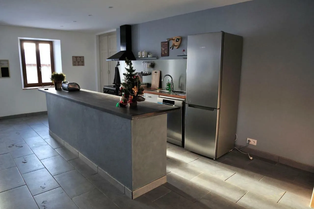 Le 46 Villa Saint-Sauver-la-Sagne 0*,